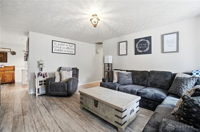 718 Millard Drive, Franklin, OH 45005