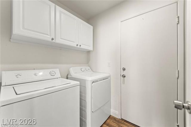 8708 Majestic Pine Avenue, Las Vegas, NV 89143