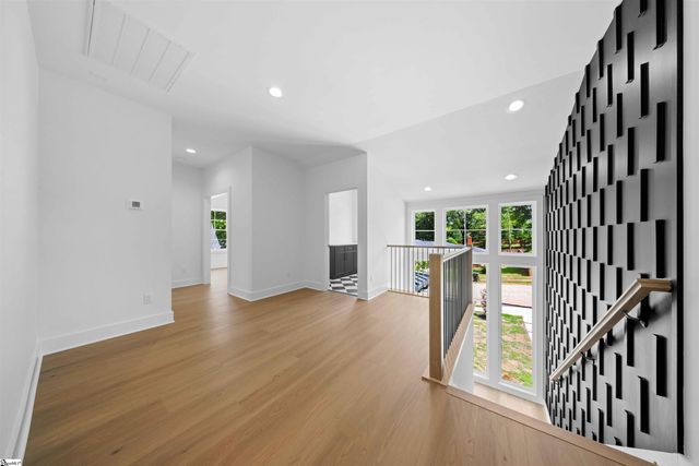 7 Beck Avenue, Greenville, SC 29605