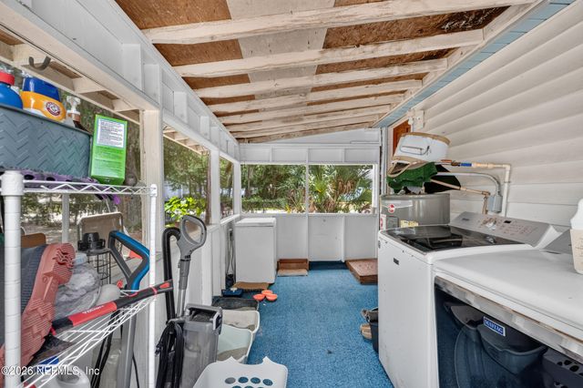2 N OAKRIDGE Avenue, Green Cove Springs, FL 32043