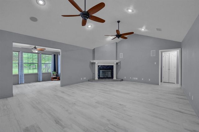 133 Chrissa Drive, Pottsboro, TX 75076