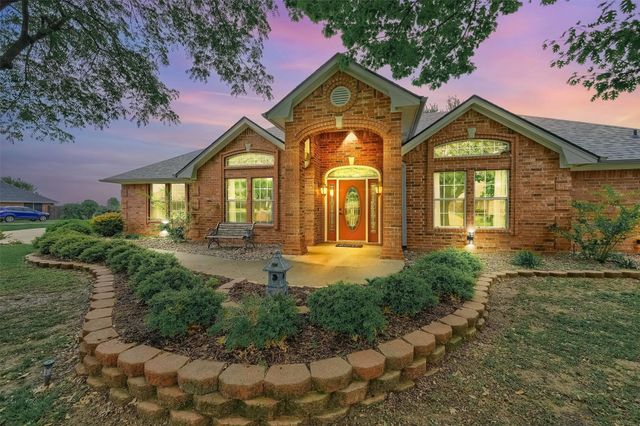 133 Chrissa Drive, Pottsboro, TX 75076