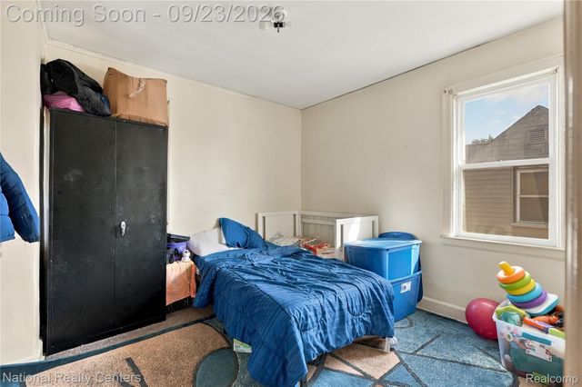 8160 Robson Street, Detroit, MI 48228