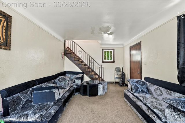 8160 Robson Street, Detroit, MI 48228