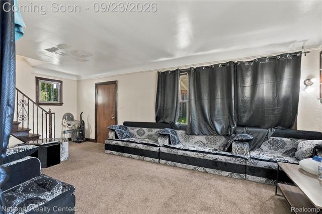 8160 Robson Street, Detroit, MI 48228