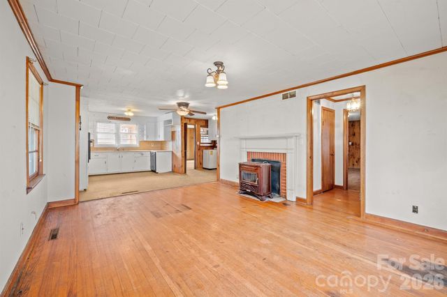 766 Hephzibah Church Road, Crouse, NC 28033