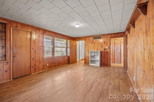 766 Hephzibah Church Road, Crouse, NC 28033