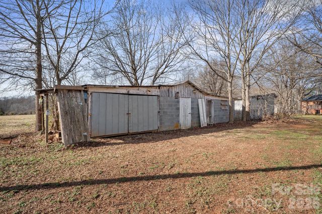 766 Hephzibah Church Road, Crouse, NC 28033