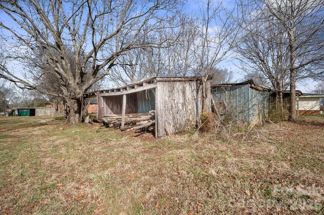 766 Hephzibah Church Road, Crouse, NC 28033