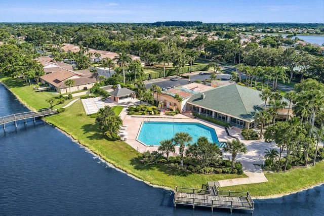 10884 Waterberry Court, Boca Raton, FL 33498