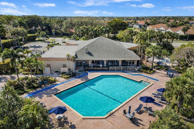 10884 Waterberry Court, Boca Raton, FL 33498