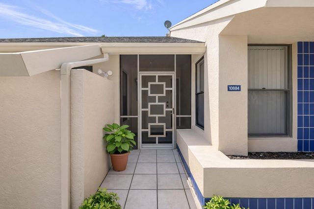 10884 Waterberry Court, Boca Raton, FL 33498