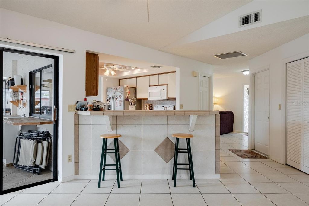 Image 17 of property listing at 1719 W BLUEWATER TERRACE, North Fort Myers, FL 33903