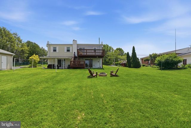 1430 COLWELL LN, Conshohocken, PA 19428