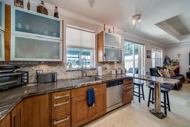 15242 SW 8th Way, Miami, FL 33194