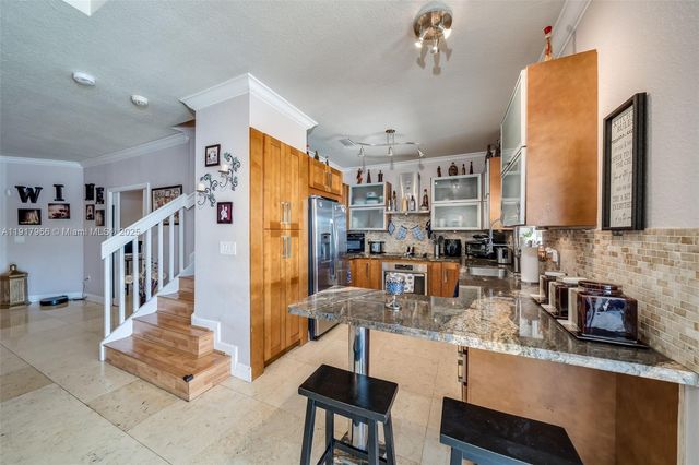 15242 SW 8th Way, Miami, FL 33194