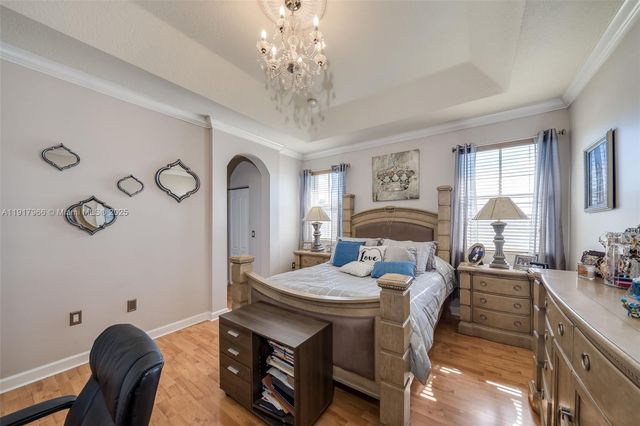 15242 SW 8th Way, Miami, FL 33194