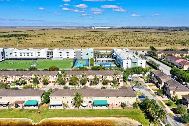 15242 SW 8th Way, Miami, FL 33194