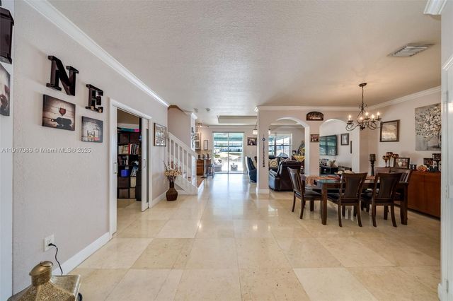 15242 SW 8th Way, Miami, FL 33194