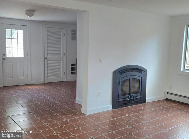 377 N MAIN ST, Barnegat, NJ 08005