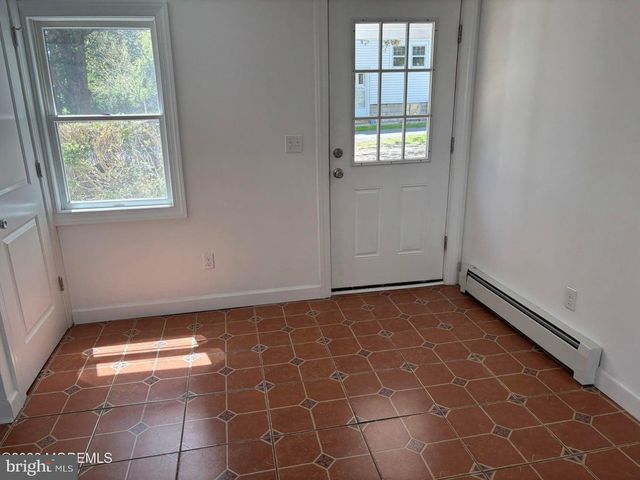 377 N MAIN ST, Barnegat, NJ 08005