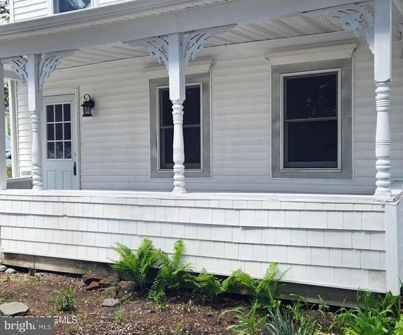 377 N MAIN ST, Barnegat, NJ 08005