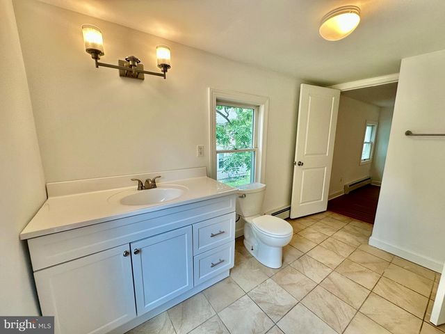 377 N MAIN ST, Barnegat, NJ 08005