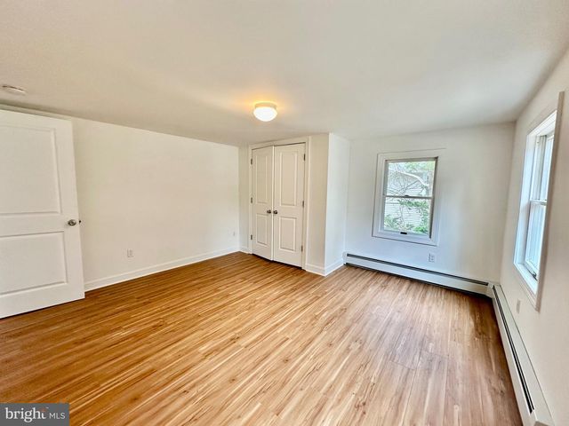 377 N MAIN ST, Barnegat, NJ 08005