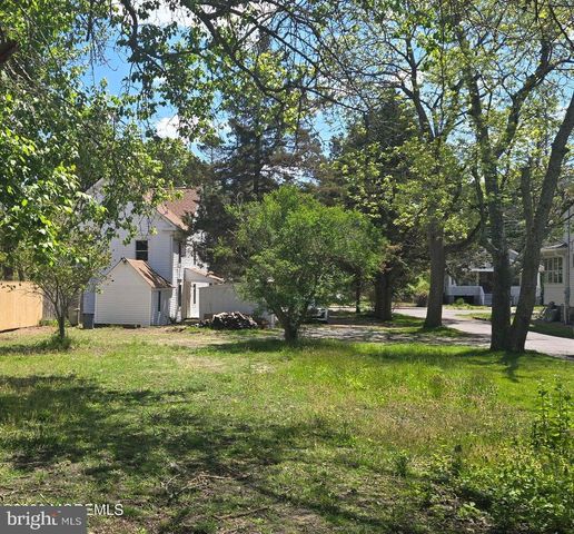 377 N MAIN ST, Barnegat, NJ 08005