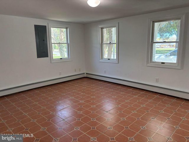 377 N MAIN ST, Barnegat, NJ 08005