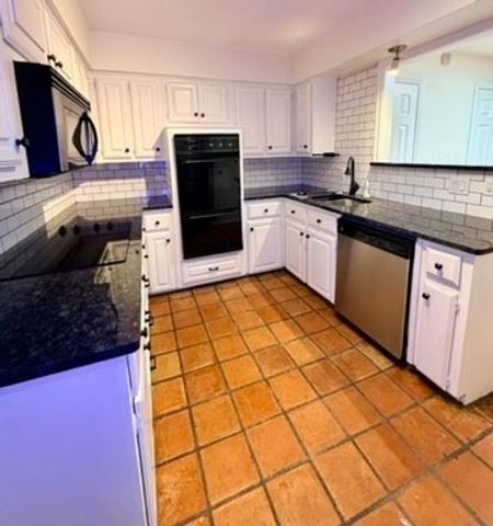 5045 Thunder Road, Dallas, TX 75244