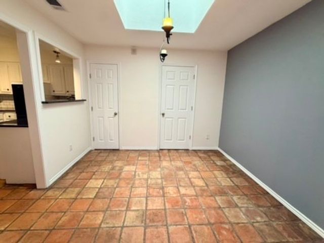 5045 Thunder Road, Dallas, TX 75244