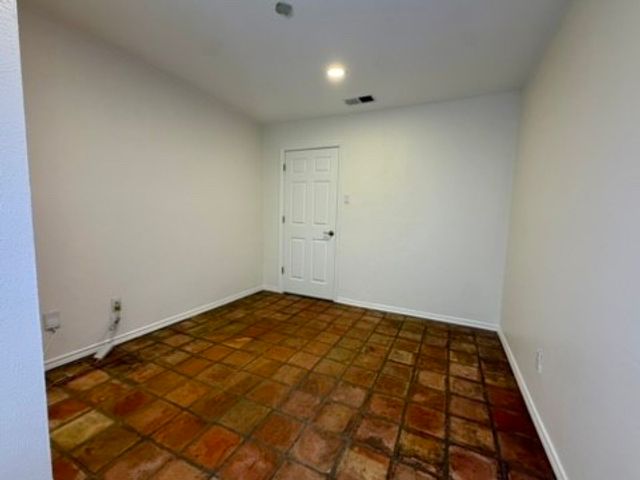 5045 Thunder Road, Dallas, TX 75244