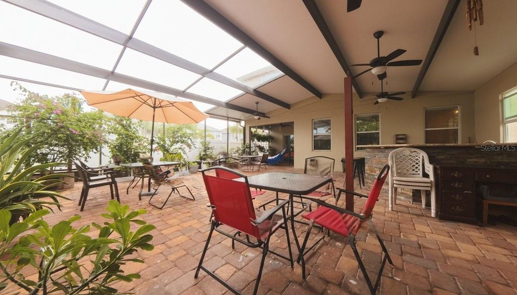 Image 24 of property listing at 1903 HAILSHAM COURT, Orlando, FL 32824