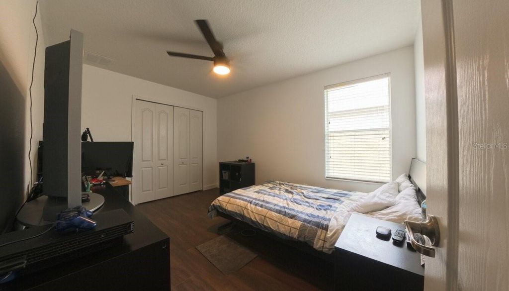 Image 42 of property listing at 1903 HAILSHAM COURT, Orlando, FL 32824
