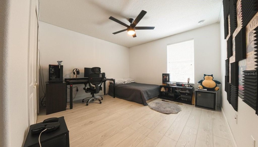 Image 44 of property listing at 1903 HAILSHAM COURT, Orlando, FL 32824