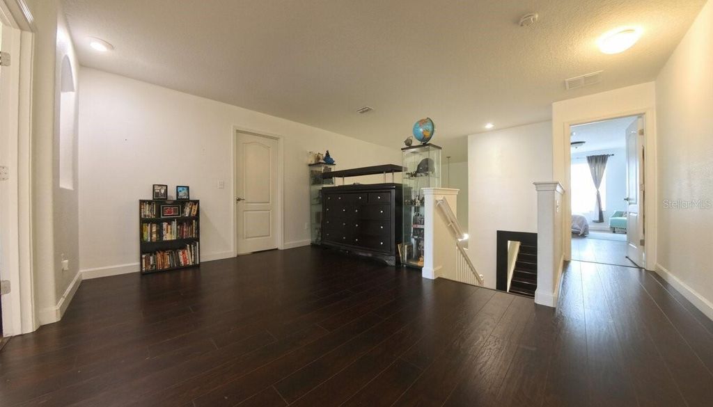 Image 48 of property listing at 1903 HAILSHAM COURT, Orlando, FL 32824