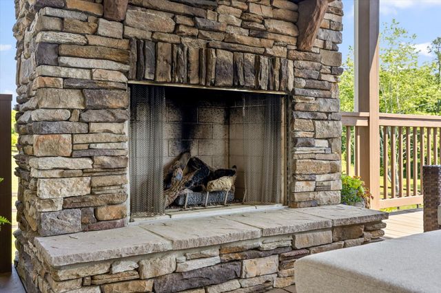 1908 Wagon Lane, Signal Mountain, TN 37377