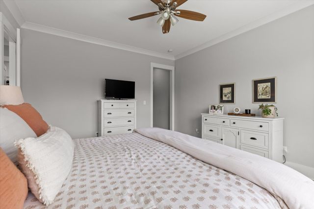 1908 Wagon Lane, Signal Mountain, TN 37377