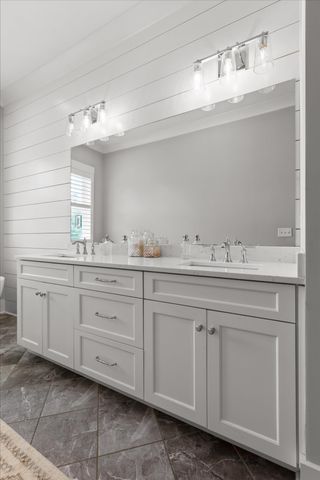 1908 Wagon Lane, Signal Mountain, TN 37377