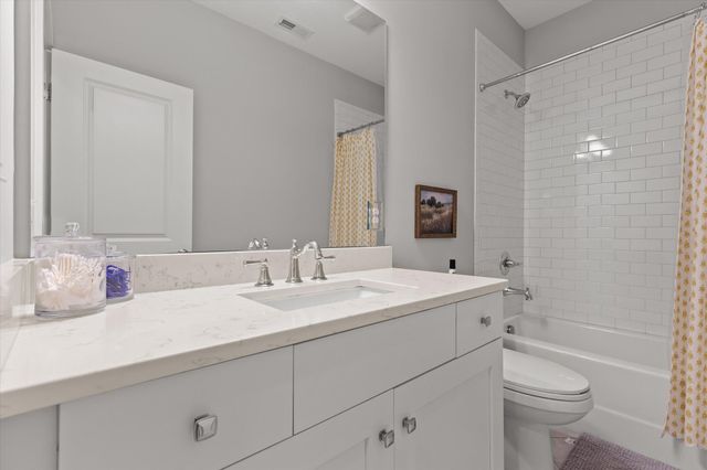 1908 Wagon Lane, Signal Mountain, TN 37377