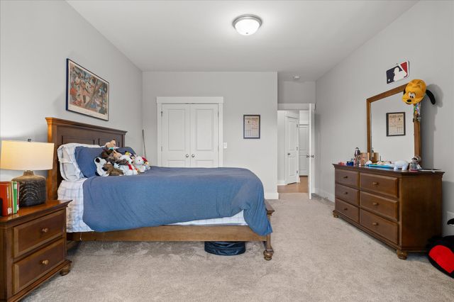 1908 Wagon Lane, Signal Mountain, TN 37377