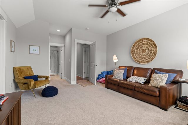 1908 Wagon Lane, Signal Mountain, TN 37377