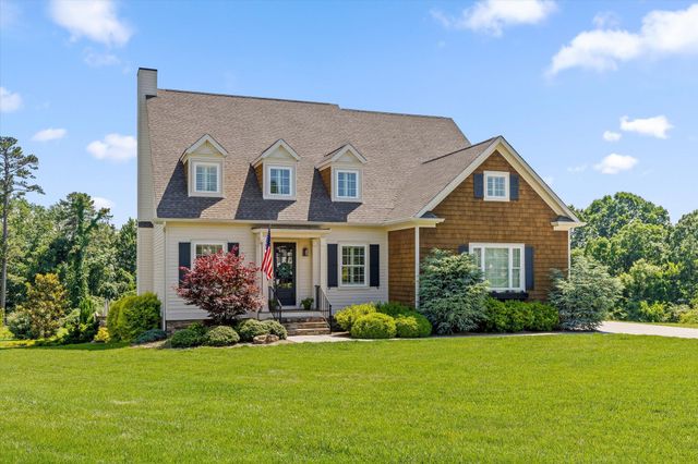 1908 Wagon Lane, Signal Mountain, TN 37377