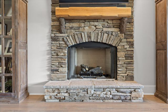 1908 Wagon Lane, Signal Mountain, TN 37377