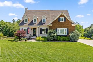 1908 Wagon Lane, Signal Mountain, TN 37377