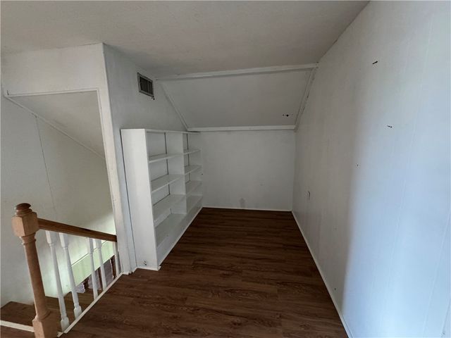 10742 Kingwood Dr, Corpus Christi, TX 78410