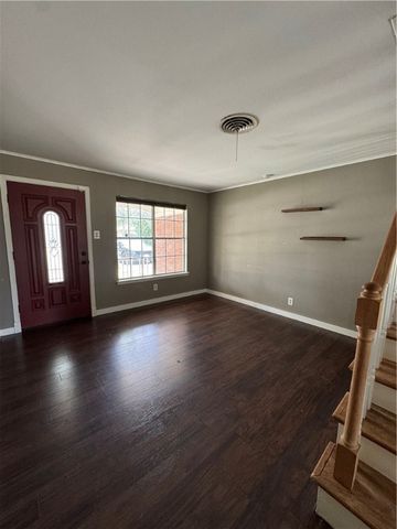 10742 Kingwood Dr, Corpus Christi, TX 78410