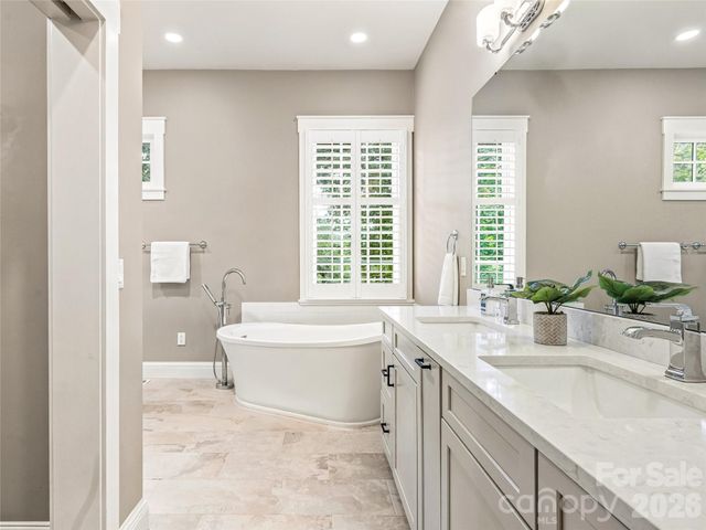 1 Cedar Chine Drive, Asheville, NC 28803