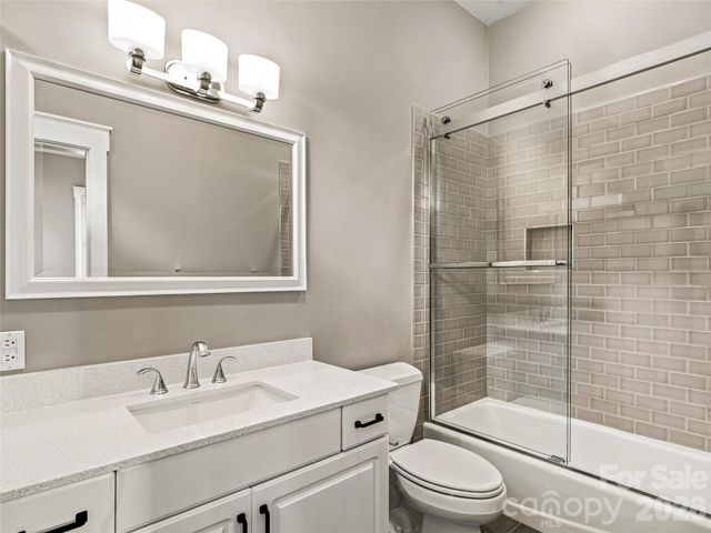 1 Cedar Chine Drive, Asheville, NC 28803